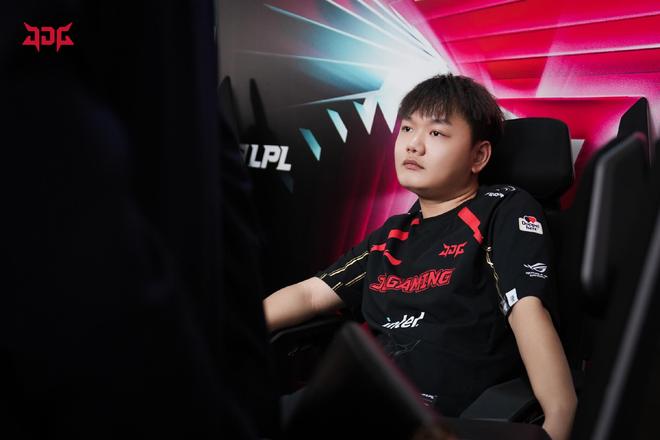 体育皇马官方宣布琼阿梅尼加盟 转会费总金额达1亿欧元